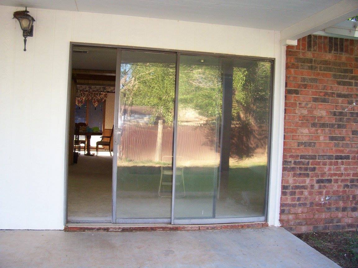 RIR-016-BEFORE Drafty Windows